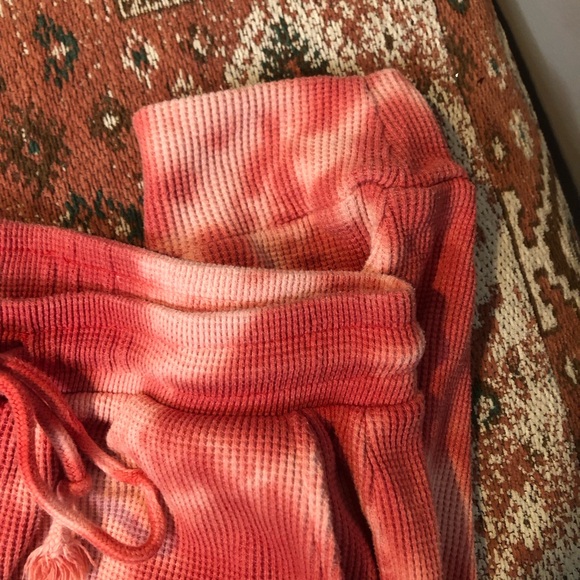 Design Lab Lord & Taylor Pink Tie Dye Waffle Lounge Pants Joggers - Picture 9 of 10
